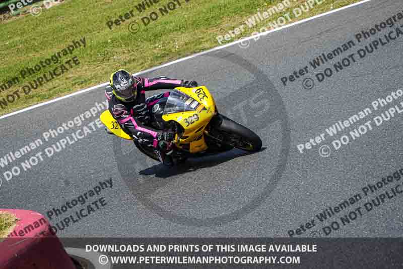 enduro digital images;event digital images;eventdigitalimages;mallory park;mallory park photographs;mallory park trackday;mallory park trackday photographs;no limits trackdays;peter wileman photography;racing digital images;trackday digital images;trackday photos